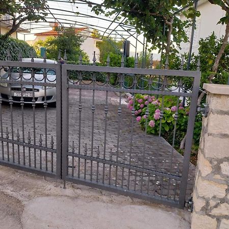 טרוגיר Apartment Miletic מראה חיצוני תמונה
